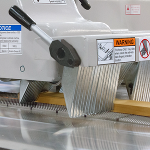 Rip Saw with Pneumatic Fence 10-905 T4